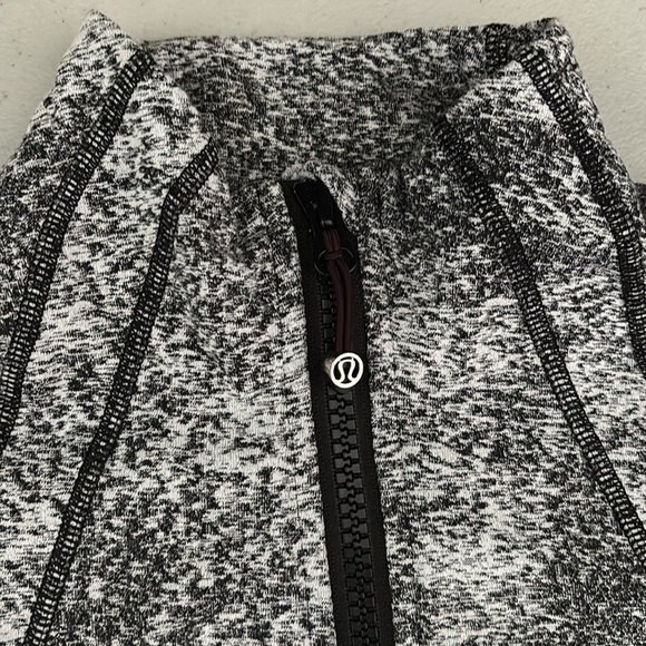 Lululemon Define Jacket - Picture 3 of 7
